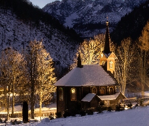 Noc, Zima, Tatry, Góry, Słowacja, Kościół, Drzewa, Jaworzyna Tatrzańska, Światła