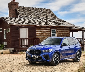 BMW X5 M Competition, Dom, Niebieskie