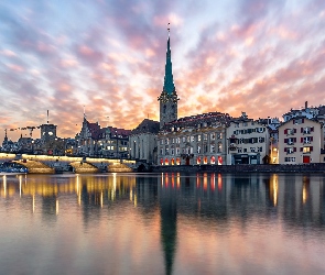 Rzeka Limmat, Most Munsterbrucke, Szwajcaria, Domy, Zurych, Kościół Fraumunster