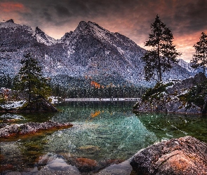 Jezioro Hintersee, Bawaria, Chmury, Niemcy, Gmina Berchtesgadener, Kamienie, Góry Alpy, Skały, Drzewa
