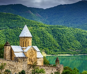 Gruzja, Twierdza Ananuri, Kaukaz, Rzeka Aragwi, Góry, Wieża