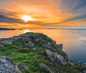 Trawa, Morze, Zachód słońca, Francja, Pointe du Raz, Przylądek, Bretania, Skały