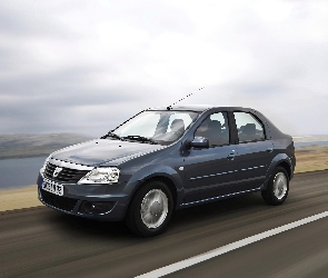 Sedan, Dacia Logan