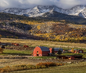 Stany Zjednoczone, Farma, Góra Mount Sopris, Czerwone, Gospodarstwo, Góry Skaliste, Basalt, Jesień, Kolorado, Stodoły