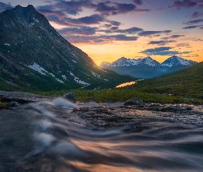 Góry, Rzeka Rauma, Norwegia, Dolina, Romsdalen, Jezioro