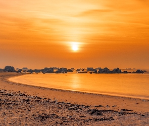 Zachód słońca, Bretania, Piasek, Francja, Brignogan Plage, Głazy, Morze, Plaża, Skały