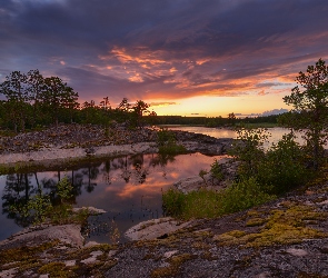 Jezioro, Karelia, Rosja, Odbicie, Zachód słońca, Skały, Drzewa, Ładoga
