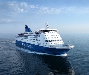MS Crown Seaways, Morze, Statek pasażerski
