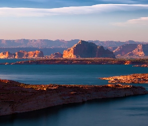 Lake Powell, Jezioro, Stany Zjednoczone, Glen Canyon, Skały, Arizona, Kanion