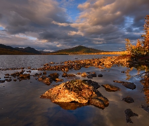 Kamienie, Jezioro, Jesień, Rosja, Kołyma, Góry Kołymskie, Magadan, Jack London