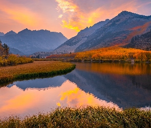 Jesień, Kalifornia, Drzewa, Region, Stany Zjednoczone, Góry, Jezioro, Zachód słońca, North Lake, Eastern Sierra