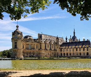 Chambord, Francja, Drzewa, Chateau de Chambord, Rzeka Cosson, Park, Zamek