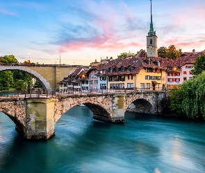 Berno, Most Nydeggbrucke, Szwajcaria, Kamienny, Domy, Rzeka Aare, Panorama, Drzewa