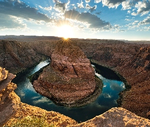 Stany Zjednoczone, Kanion, Horseshoe Bend, Rzeka, Park Narodowy Glen Canyon, Zakole, Skały, Promienie słońca, Arizona, Kolorado River