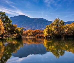 Góry, Utah, Stany Zjednoczone, Odbicie, Jesień, Jezioro, Drzewa, Park stanowy Dead Horse