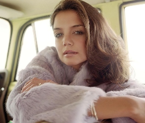 Katie Holmes, auto