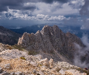 Corno Piccolo, Gran Sasso, Góry, Włochy, Chmury, Skały, Prowincja Teramo, Góra