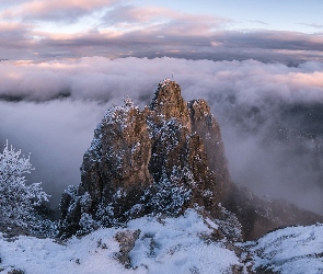 Mgła, Zima, Szczyty Aj-Petri, Krym, Krzyż, Góry Krymskie, Skały