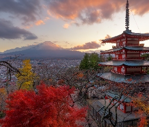 Jesień, Drzewa, Japonia, Chureito Pagoda, Góra, Świątynia, Mount Fuji, Wyspa Honsiu, Miasto Fujiyoshida, Prefektura Yamanashi, Fudżi