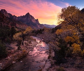 Stany Zjednoczone, Stan Utah, Góra Watchman, Rzeka, Park Narodowy Zion, Drzewa, Skały, Rzeka Virgin River, Zachód słońca, Kamienie