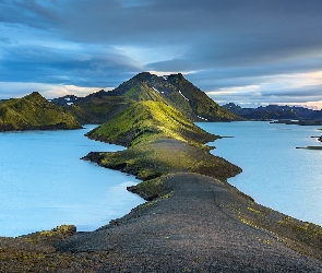Islandia, Chmury, Wzgórza, Morze, Góry