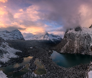 Park Narodowy Yoho, Mary Lake, Kolumbia Brytyjska, Kanada, Chmury, Góry, Lake OHara, Zima, Jezioro