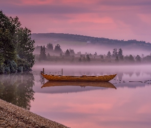 Jezioro, Wzgórza, Mgła, Drzewa, Łódka