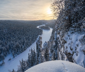 Zima, Kraj Permski, Skały, Rosja, Słupy Usvinsky, Góry, Rzeka Usva, Lasy, Drzewa