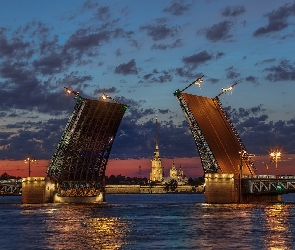 Most Pałacowy, Niebo, Zwodzony, Domy, Petersburg, Rzeka Newa, Rosja, Noc