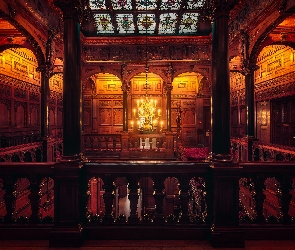 Astor House, Galeria publiczna, Wnętrze, Korytarz, Two Temple Place, Anglia, Witraże, Londyn, Balustrada, Kolumny, Żyrandol