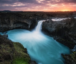 Islandia, Wodospad Aldeyjarfoss, Zachód słońca, Skały, Rzeka Skjalfandafljot, Bazaltowe