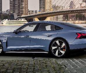 Audi e-Tron GT, Bok