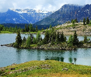 Góry, Alberta, Drzewa, Kanada, Park Narodowy Banff, Skały, Jezioro, Rock Isle Lake, Wysepka