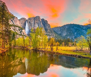 Park Narodowy Yosemite, Wodospad, Kalifornia, Stany Zjednoczone, Odbicie, Merced River, Rzeka, Drzewa, Góry Sierra Nevada