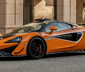 Bok, McLaren 620R