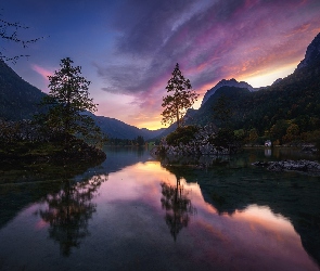 Skały, Domy, Jezioro Hintersee, Góry, Niemcy, Gmina Berchtesgaden, Chmury, Bawaria, Drzewa