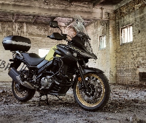 Suzuki V-strom, Motocykl, Czarny