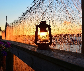 Belka, Zachód słońca, Lampa