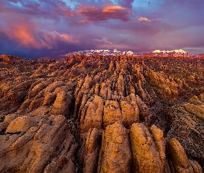 Stany Zjednoczone, Stan Utah, Skały, Góry, Chmury, Moab