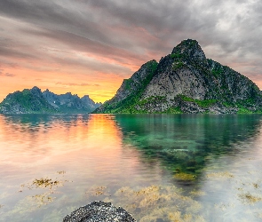 Norwegia, Lofoty, Góry, Morze Północne