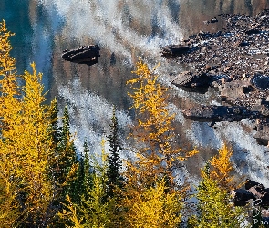 Alberta, Skały, Drzewa, Kanada, Eiffel Lake, Jesień, Jezioro