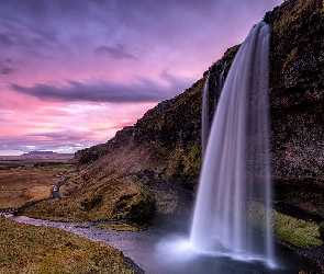 Wodospad Seljalandsfoss, Chmury, Rzeka, Skała, Islandia