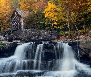 Drzewa, Wirginia Zachodnia, Glade Creek Grist Mill, Stany Zjednoczone, Park Babcock State, Młyn wodny, Jesień, Rzeka, Skały