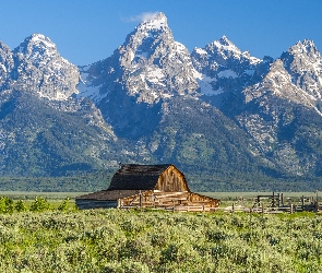 Stany Zjednoczone, Park Narodowy Grand Teton, Chmury, Stan Wyoming, Stodoła, Chata, Góry, Teton Range, Drewniana, Drzewa