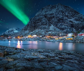 Harstad, Zorza polarna, Góry, Norwegia, Gwiazdy, Domy, Noc