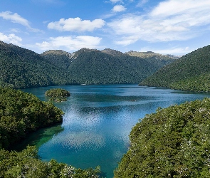 Południowa Wyspa, Christabel Lake, Nowa Zelandia, Jezioro, Chmury, Góry, Drzewa, Niebo