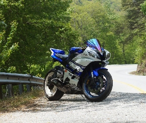 Motocykl, Yamaha YZF-R6