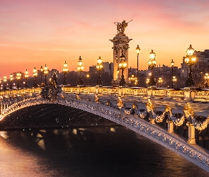 Oświetlenie, Latarnie, Paryż, Francja, Most Aleksandra III, Rzeka Sekwana