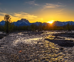 Wyoming, Rzeka, Stany Zjednoczone, Teton Range, Park Narodowy Grand Teton, Góry, Zachód słońca, Drzewa