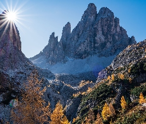 Promienie słońca, Drzewa, Góry, Dolomity